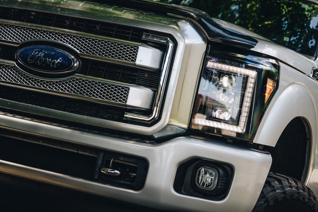 Ford Super Duty (11-16): Morimoto Xb Led Headlights